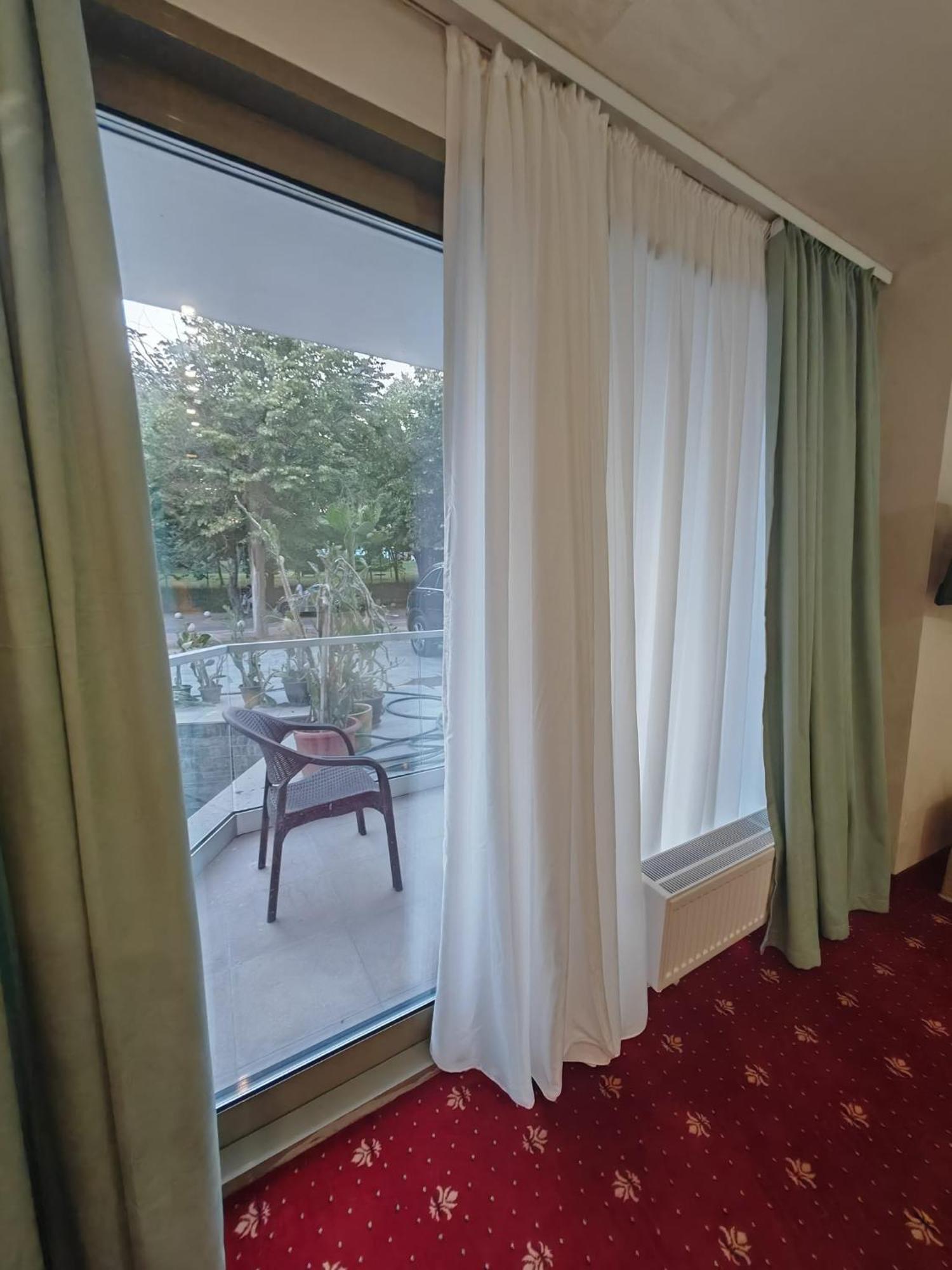 White Boutique Hotel- エフォリエ・ノルド エクステリア 写真