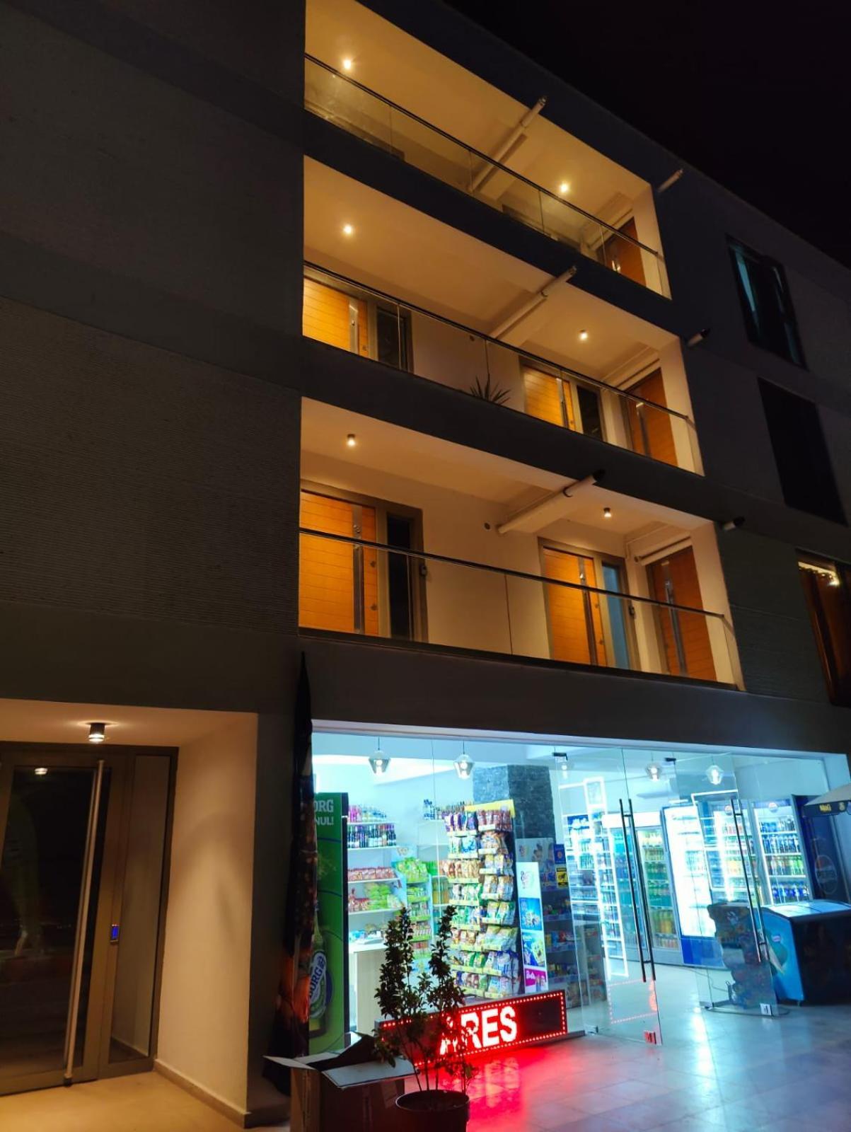 White Boutique Hotel- エフォリエ・ノルド エクステリア 写真