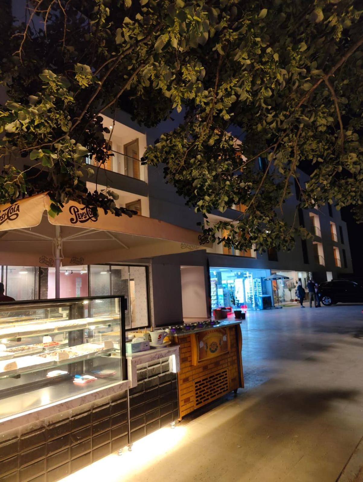 White Boutique Hotel- エフォリエ・ノルド エクステリア 写真