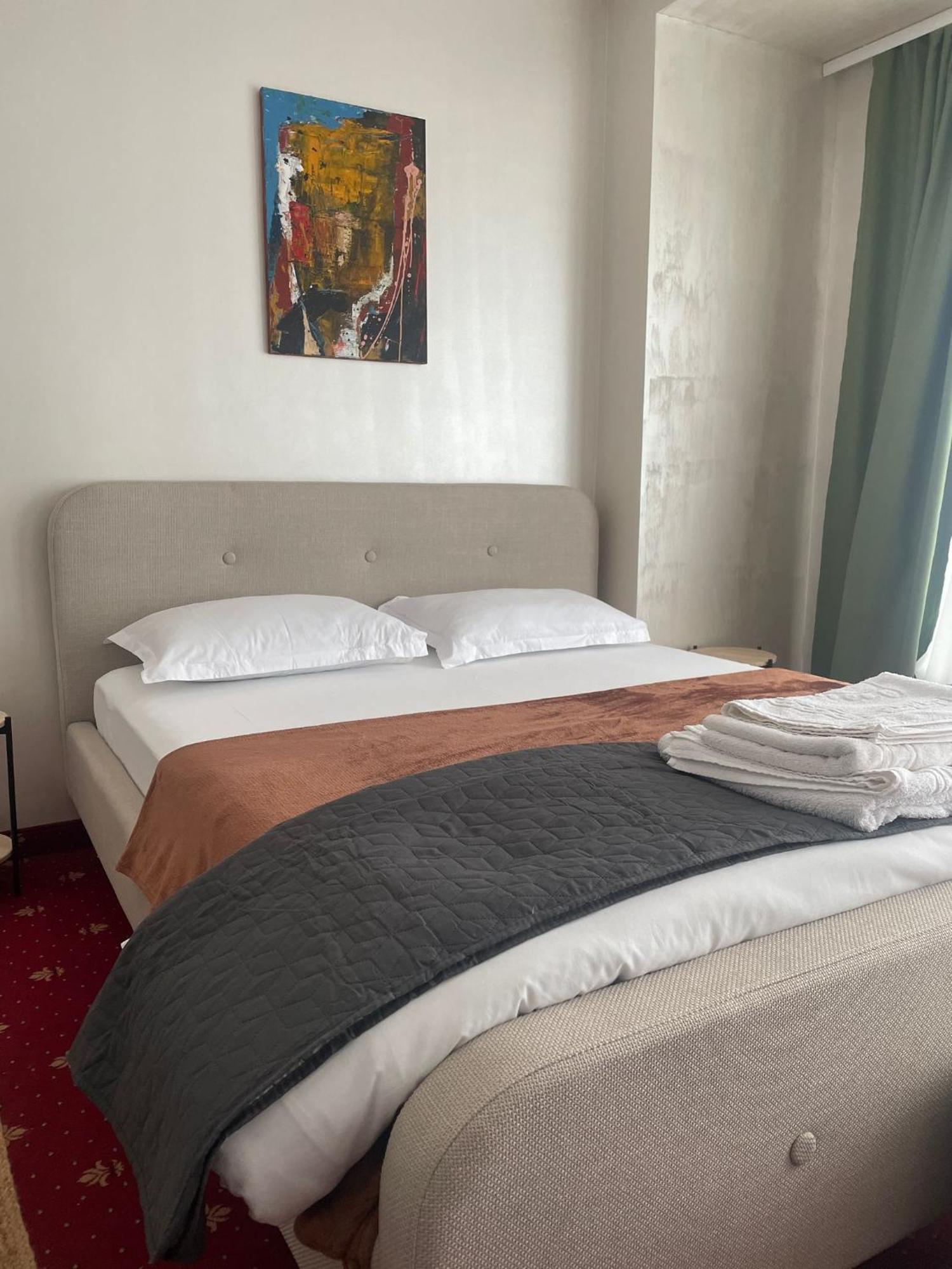 White Boutique Hotel- エフォリエ・ノルド エクステリア 写真